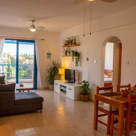 Ron'S Pergola Apartment Pafos Zewnętrze zdjęcie