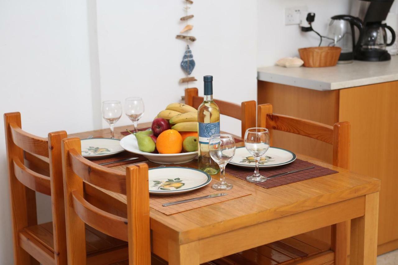 Ron'S Pergola Apartment Pafos Zewnętrze zdjęcie