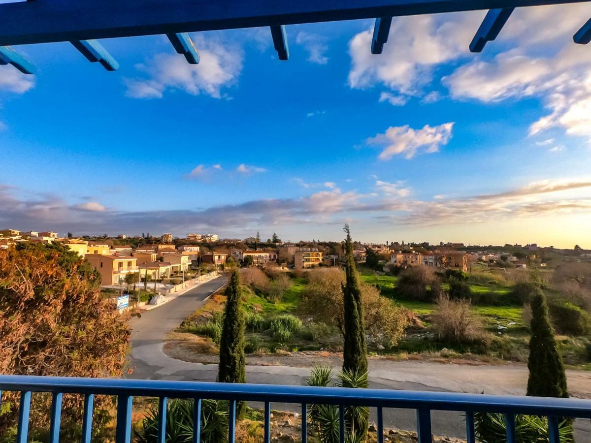 Ron'S Pergola Apartment Pafos Zewnętrze zdjęcie