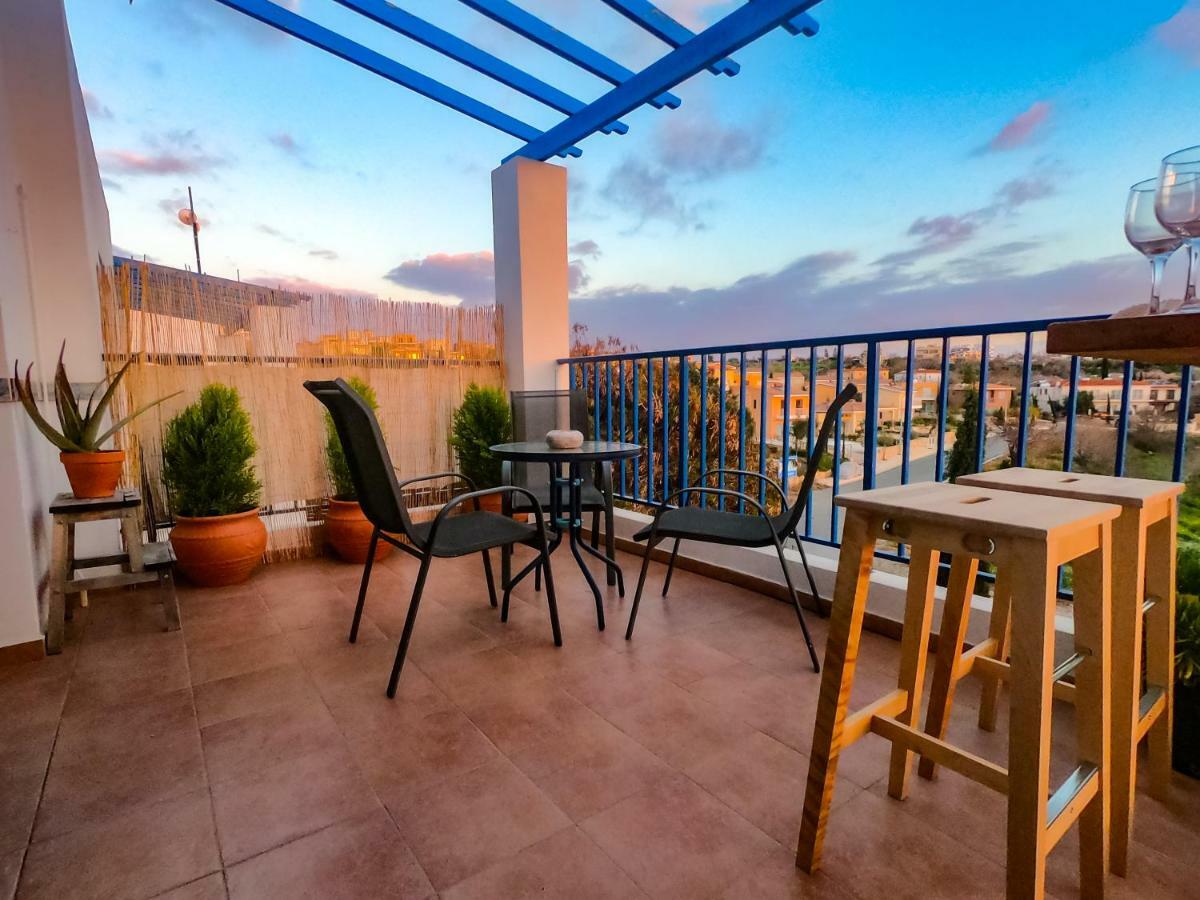 Ron'S Pergola Apartment Pafos Zewnętrze zdjęcie